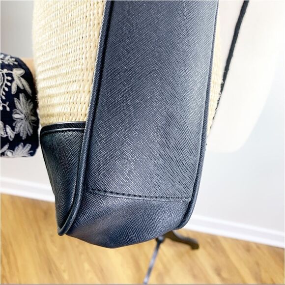 Calvin‎ Klein Large Double Chain Strap Straw Tote Bag w/Faux Leather Accents - Picture 9 of 15